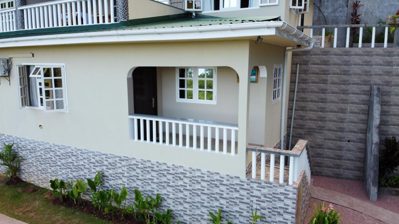 Exotic Guest House Anse Volbert Village 외부 사진