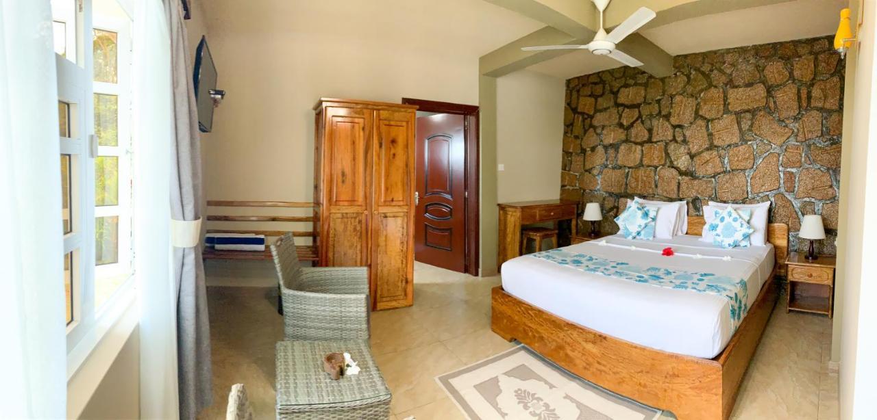 Exotic Guest House Anse Volbert Village 외부 사진